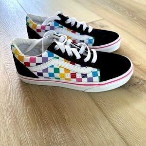 Vans big kids Old Skool checkerboard rainbow, size3, NWOT
